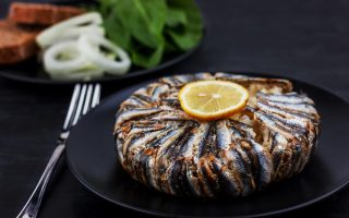 Acciughe marinate