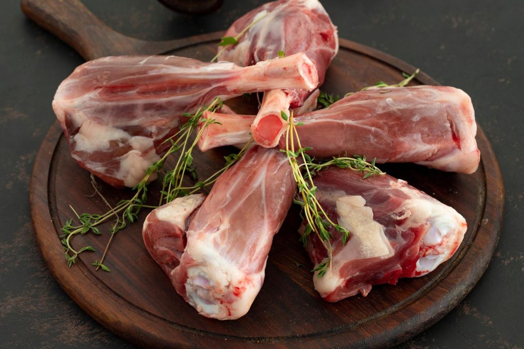 Agnello con le uova