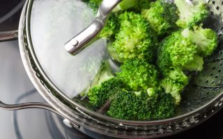 Broccoli al vapore