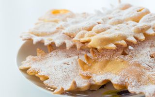 Chiacchiere napoletane