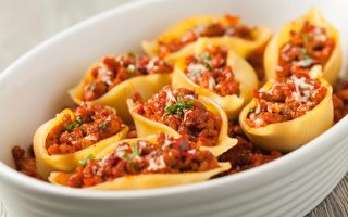 Conchiglioni ripieni