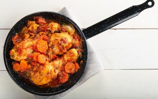 Cosce di pollo alla cacciatora