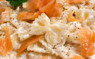 Pasta salmone e pomodorini
