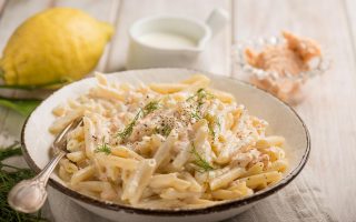 Pasta salmone e zucchine