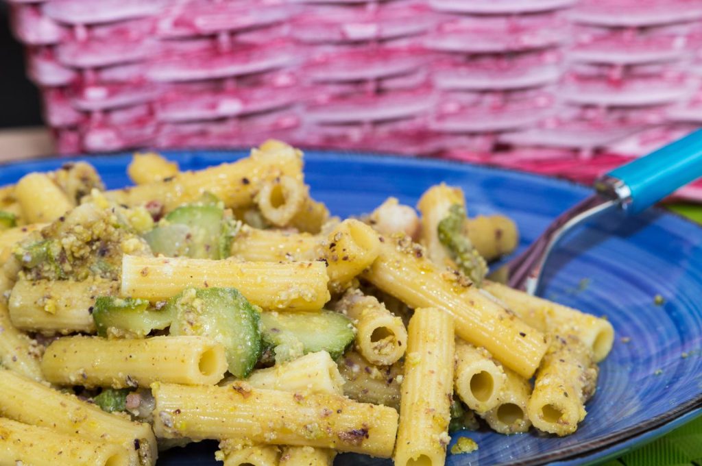 Pasta zucchine e pancetta