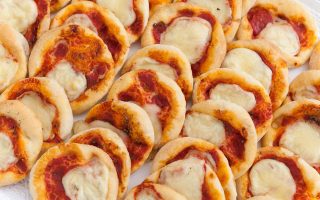 Pizzette di pasta sfoglia