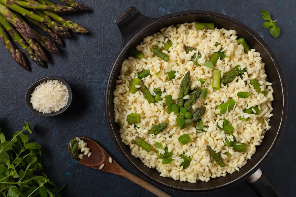 Risotto con asparagi selvatici