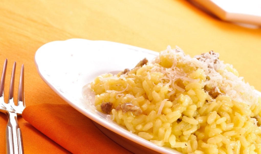 Risotto zafferano e salsiccia