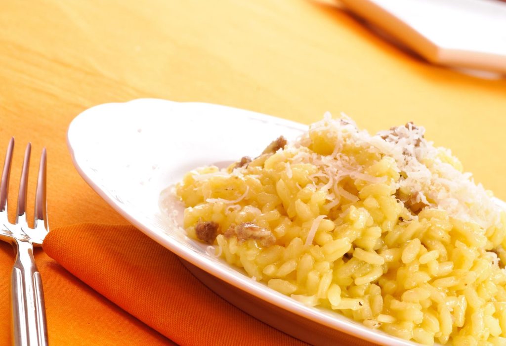 Risotto zafferano e salsiccia