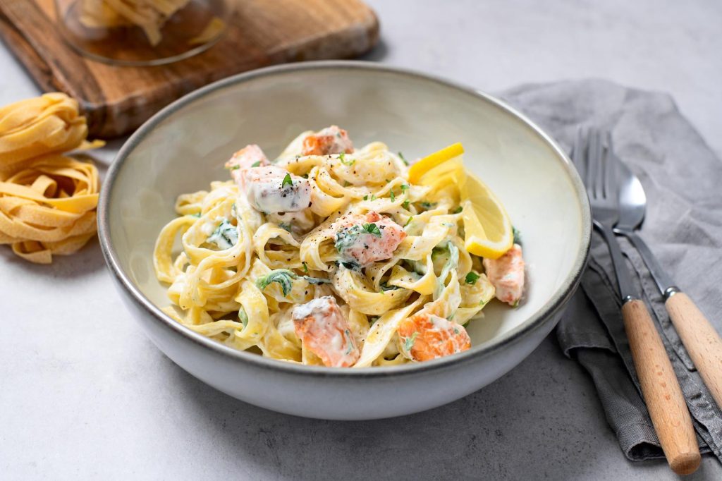 Tagliolini al salmone