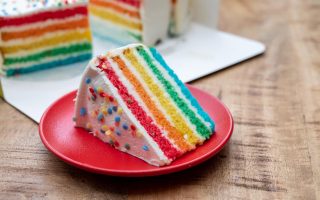 Torta arcobaleno