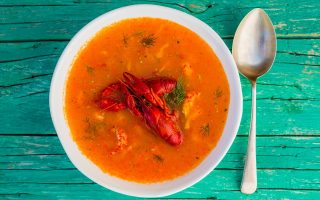 Zuppa di pesce senza spine
